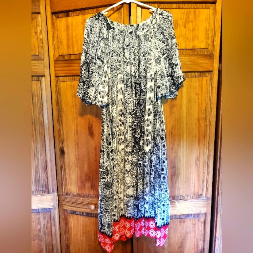 Beautiful Go Softly Patio dress. Size XL